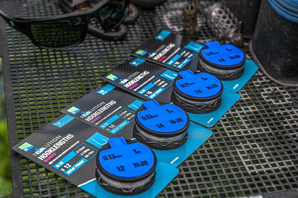 Preston Revalution Hooklenghts N-20 Barbed - 0.11mm/Hook 16/1m 2 Preston Revalution Hooklenghts N-20 Barbed - 0.11mm/Hook 16/1m - Afbeelding 2